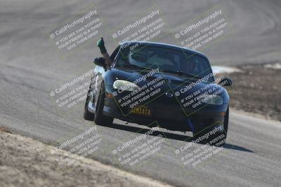 media/Oct-18-2025-Speed Ventures (Sat) [[8b3b7cf525]]/Yellow/Session 2 (Phil Hill)/